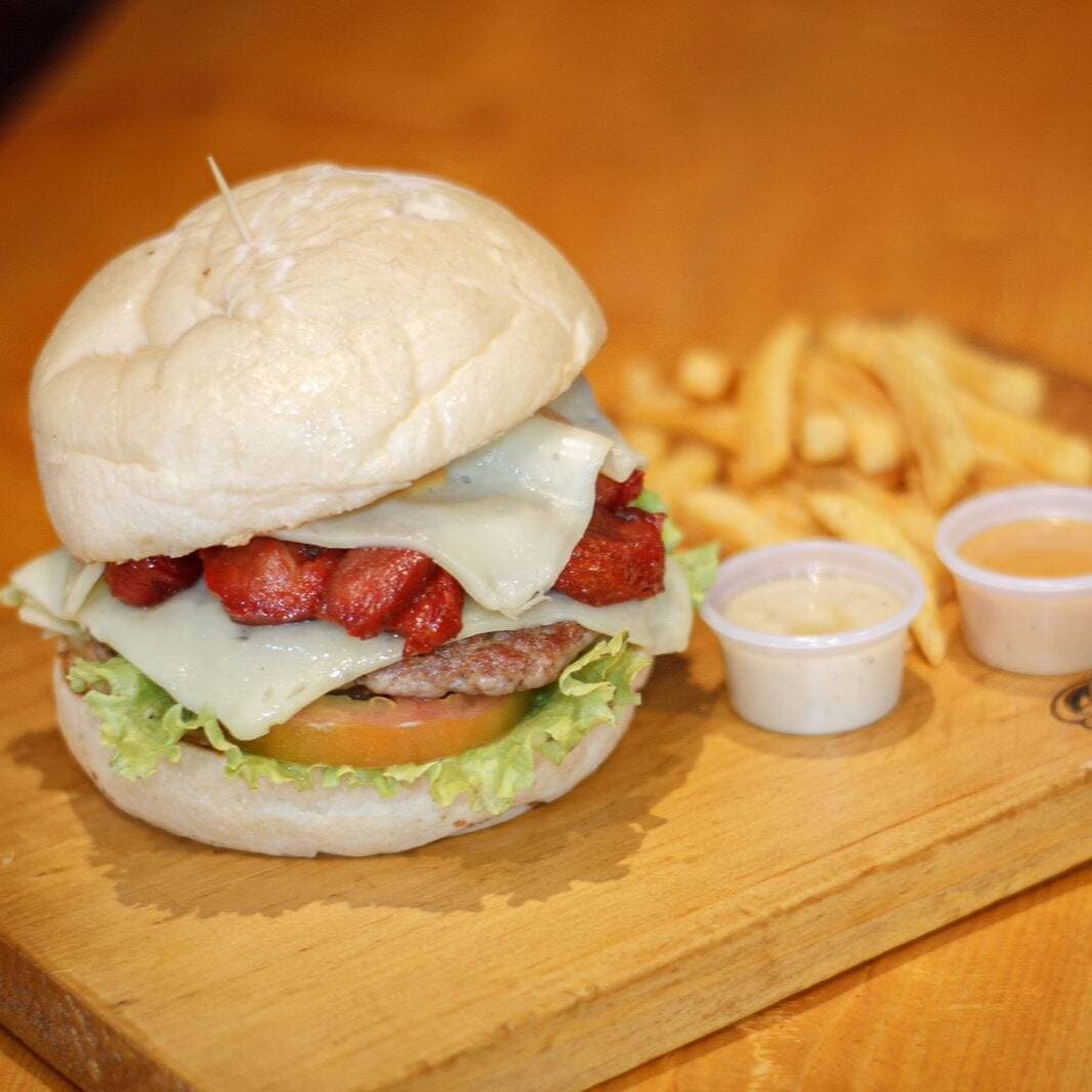 Costiburger + Porcion de Papas
