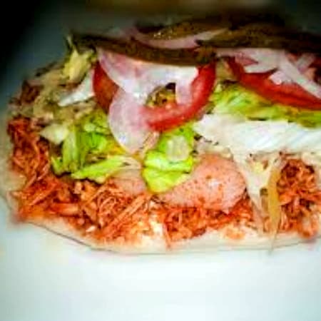 Torta Carne Roja con Salchicha