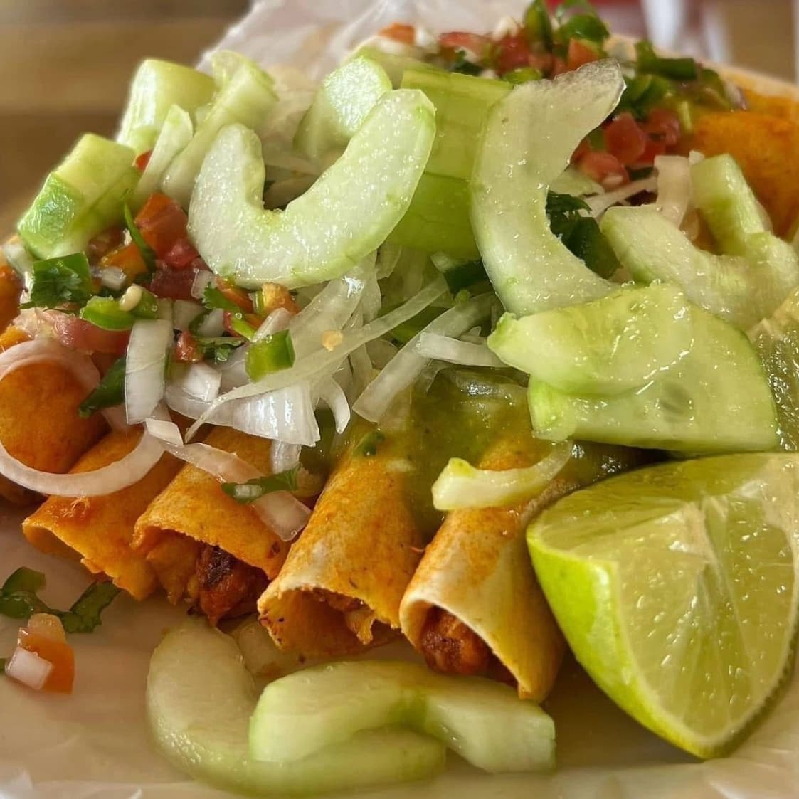 Orden 6 Tacos de Chicharrón