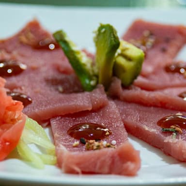 Sashimi Corte Fino de Atún Fresco