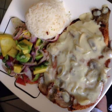 Trucha en salsa de champiñón 450gr.