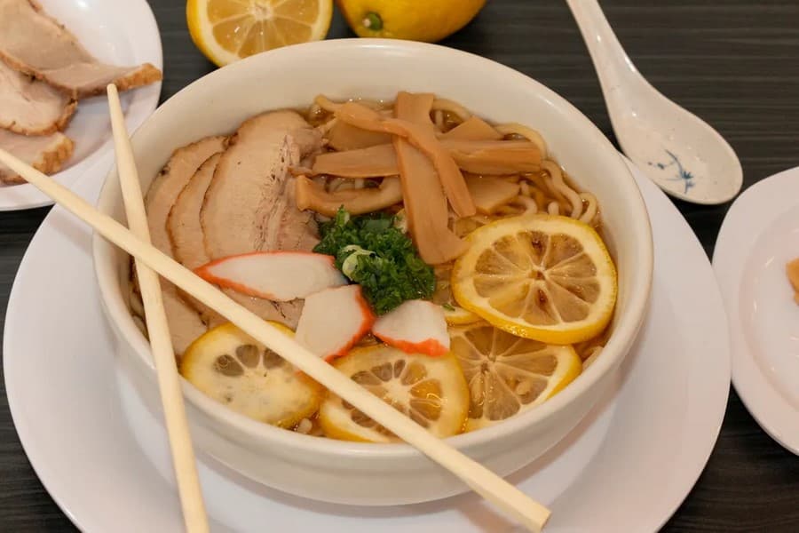 Limon Ramen