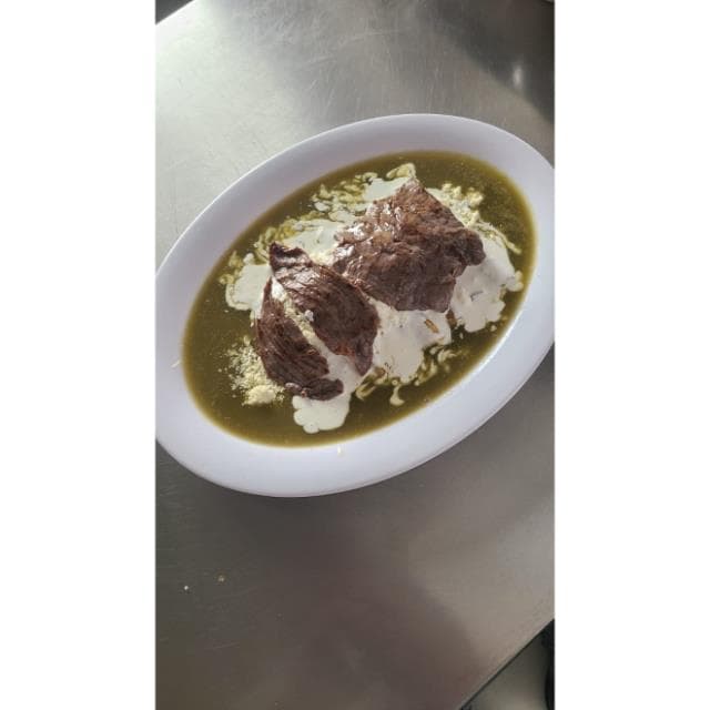 Enchiladas Con Cecina