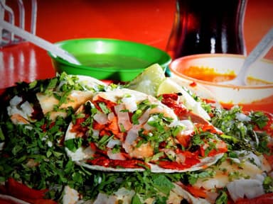 5 Tacos al Pastor El Tommy
