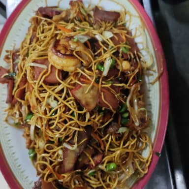 Chop Suey seco de la casa招牌炒面