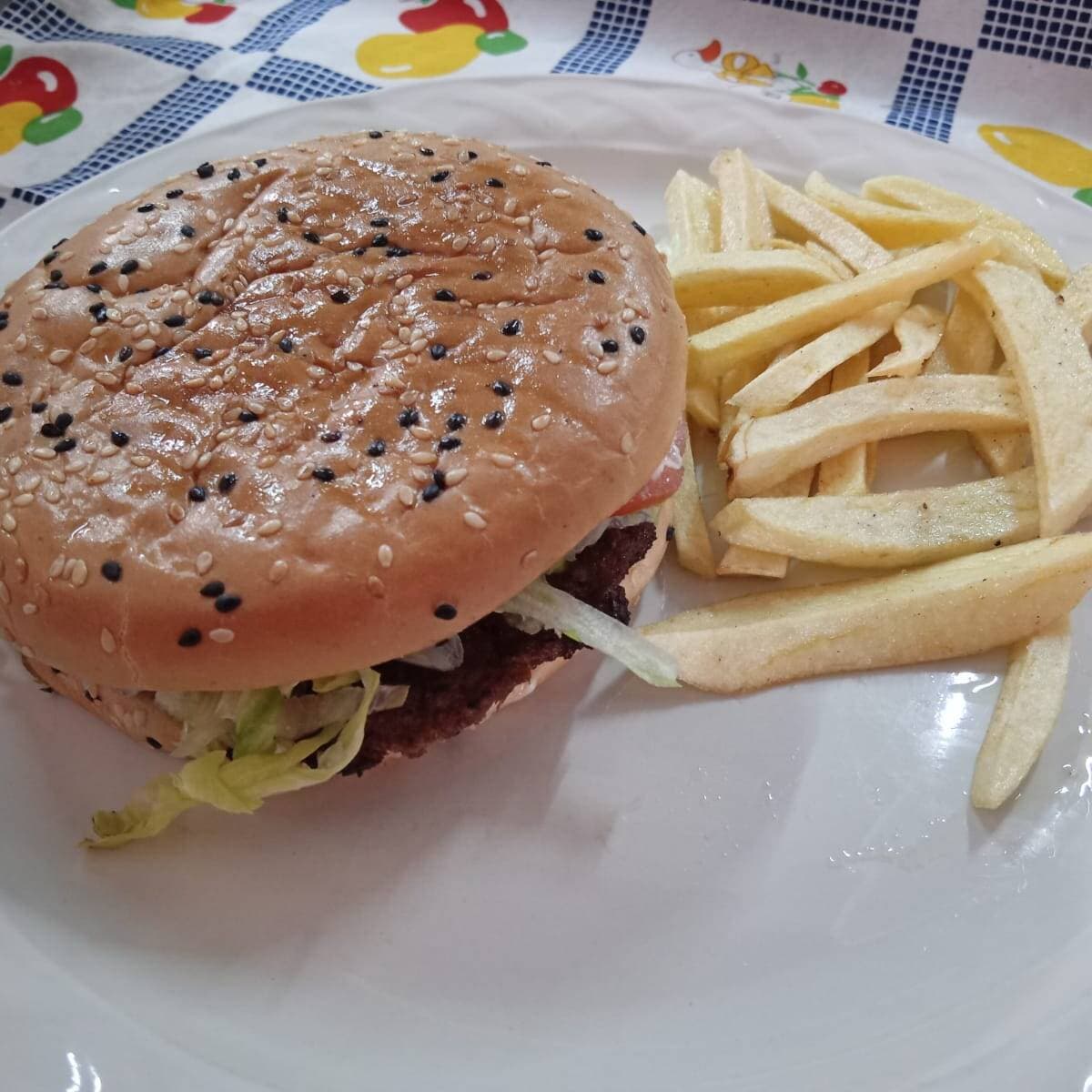 Hamburguesa Sencilla C/ Papas