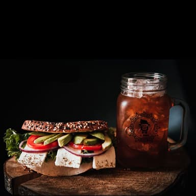 Sándwich con Ice Tea