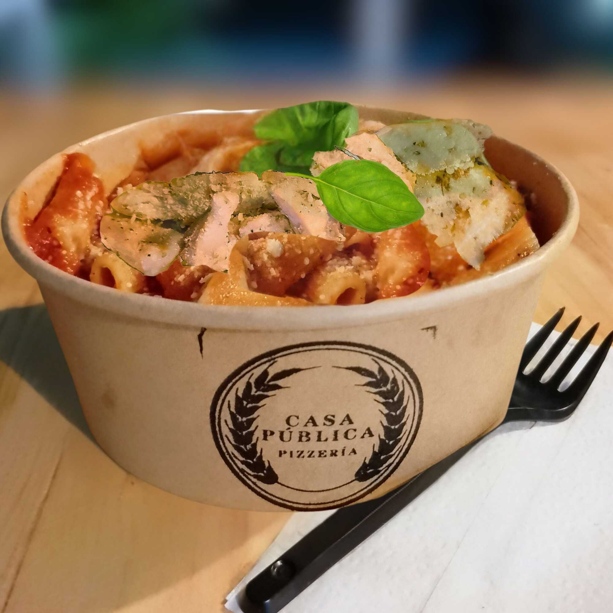 Pasta Marinara con Pollo