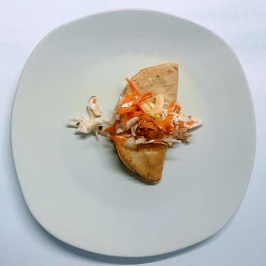 Taquito Dorado Relleno de Requesón con Rajas