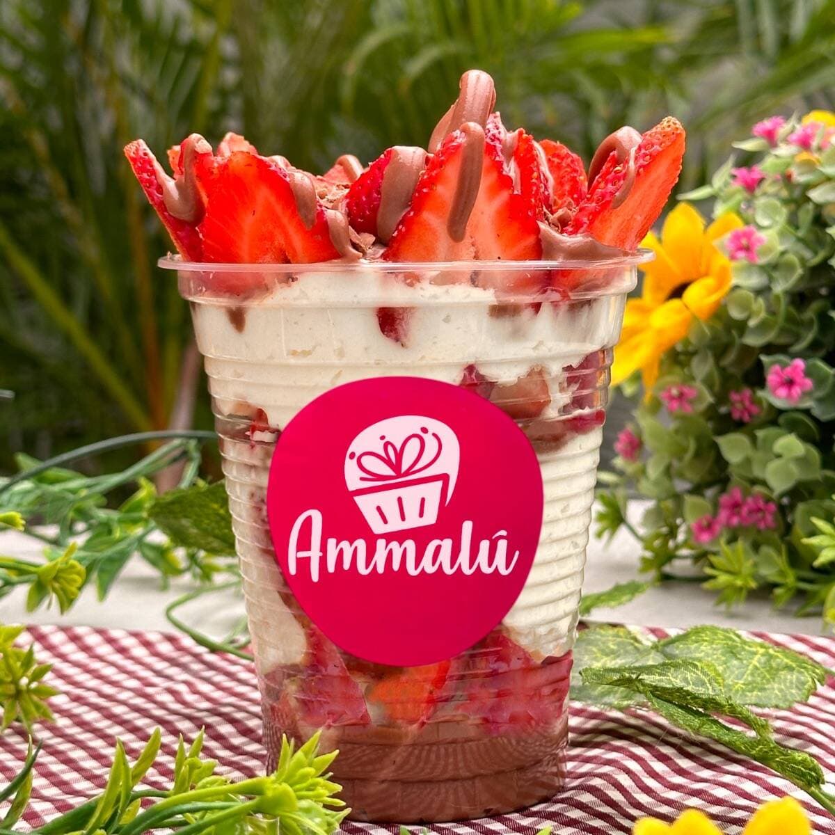 Giga Fresas con Crema y Chocolate 14 oz