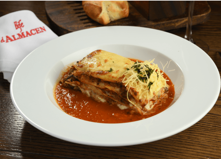 Lasagna a la Boloñesa