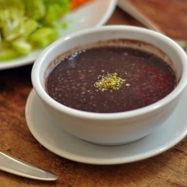 Sopa Negra