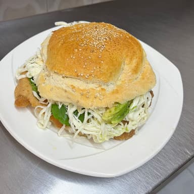 Cemita de Milanesa de Puerco.