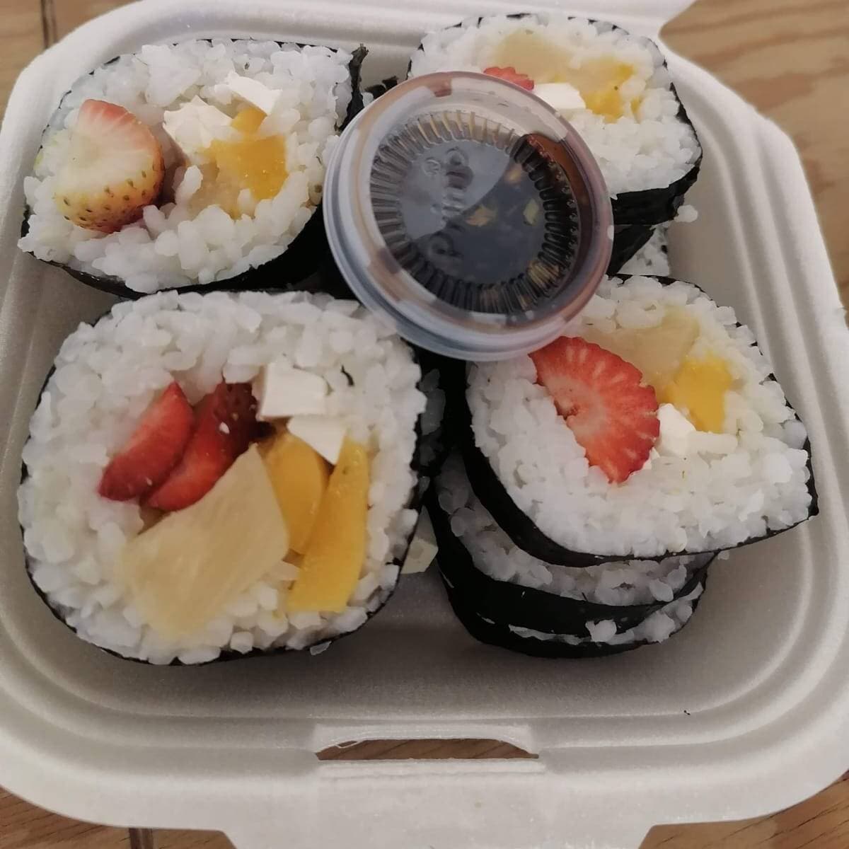 FRUT ROLL