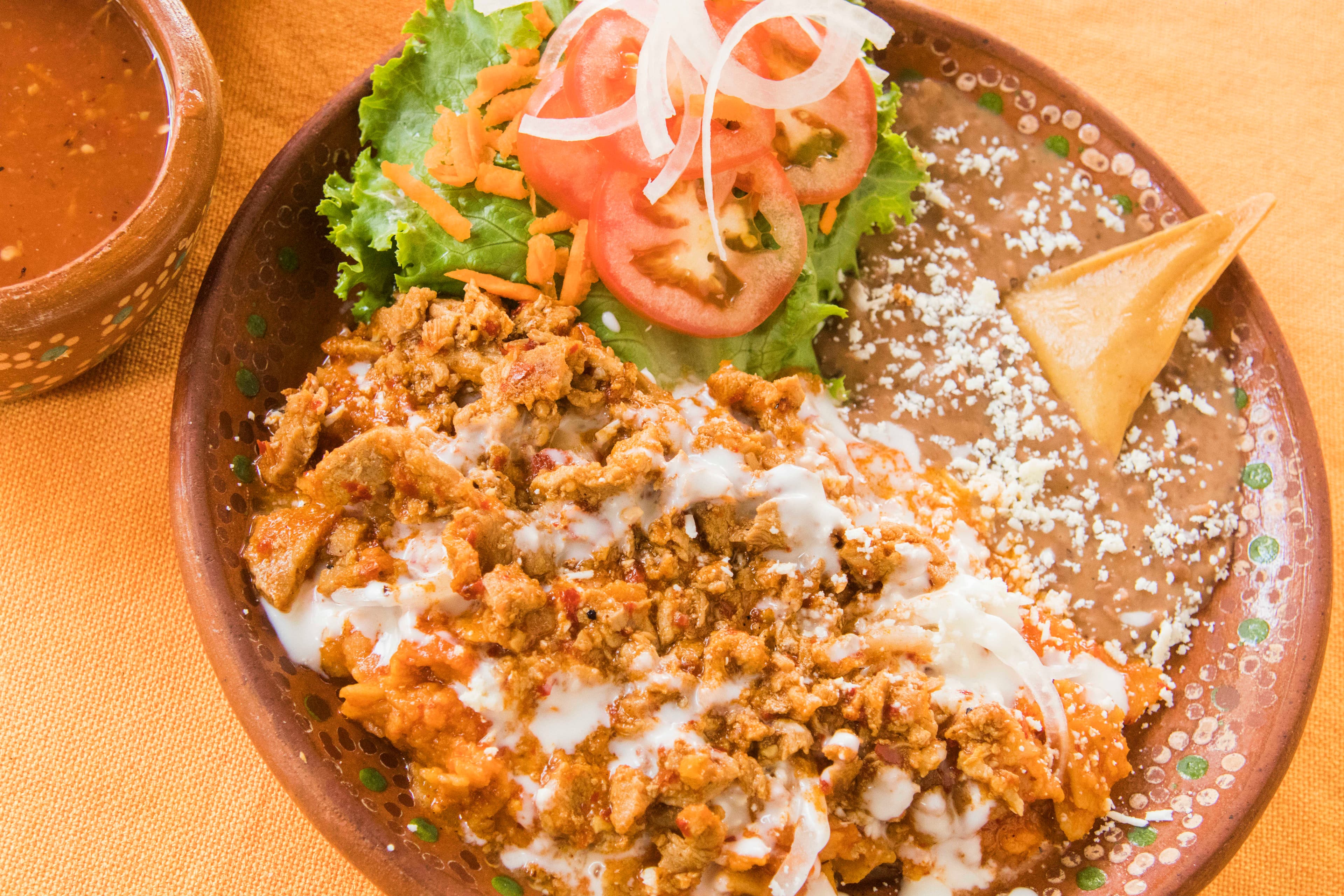 Chilaquiles con Bistec