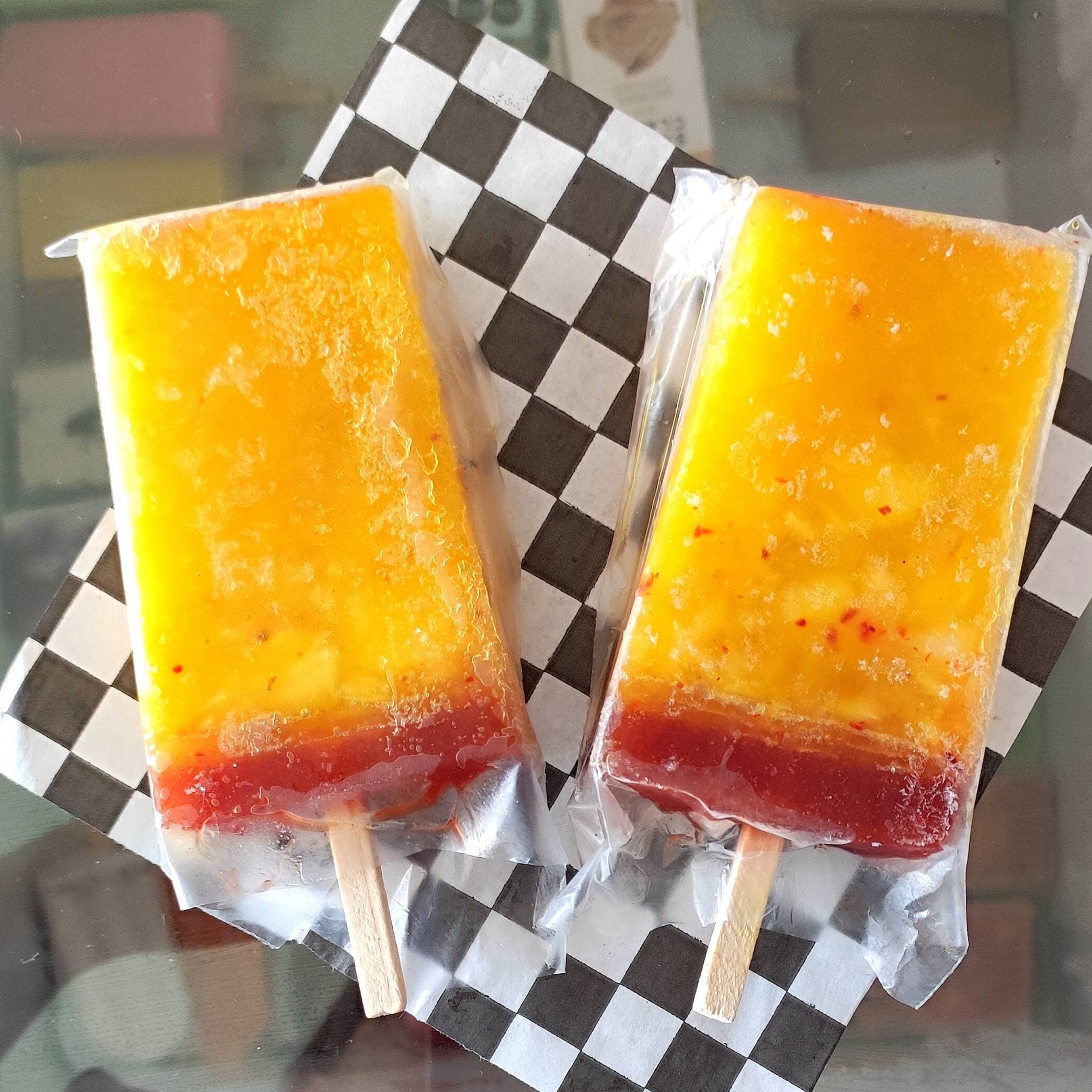 Paleta Piña con Chile AGUA