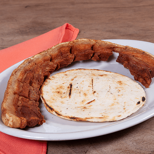 Arepa con Chicharrón