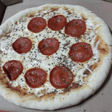 Pizza Salami Pequeña