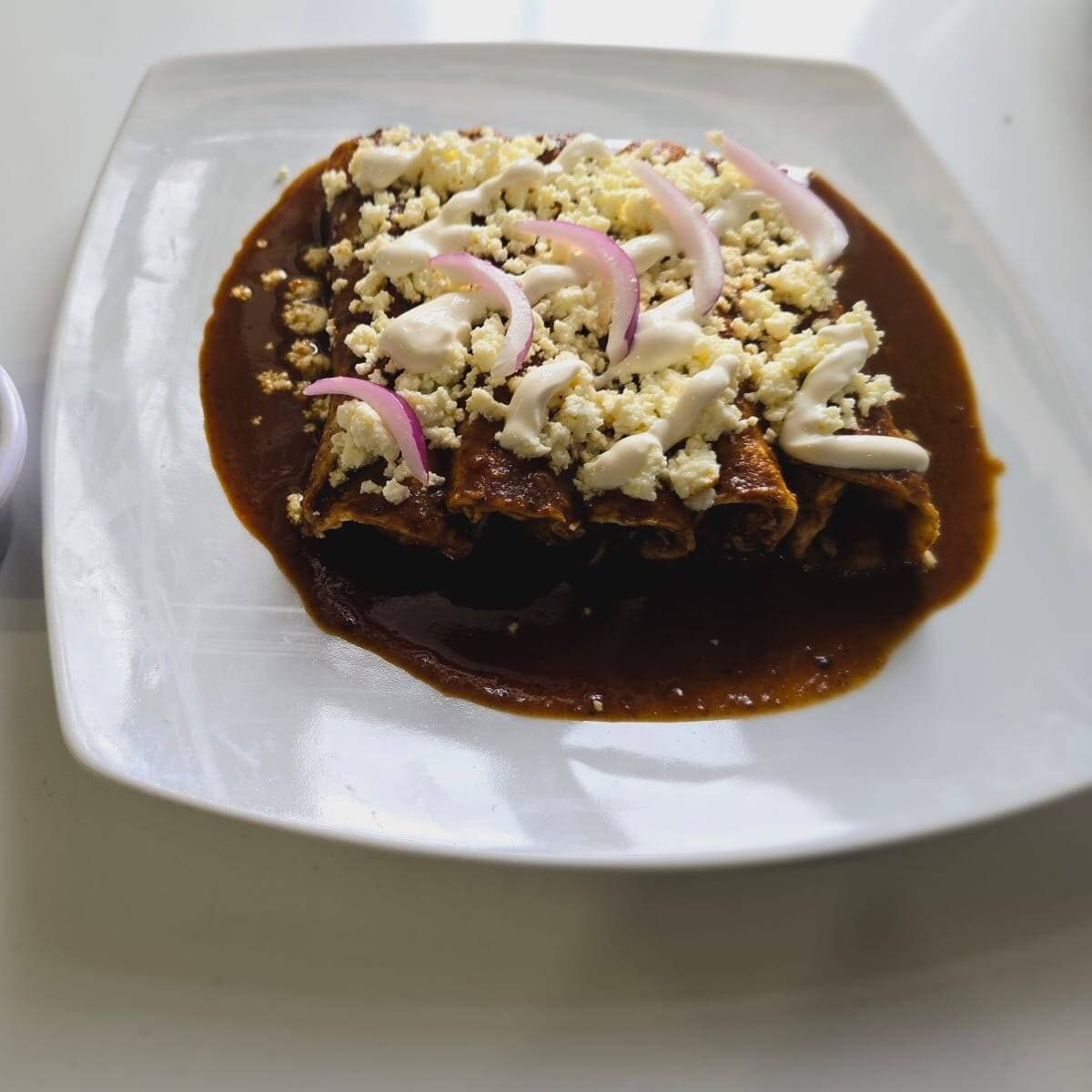 Enchiladas de Mole