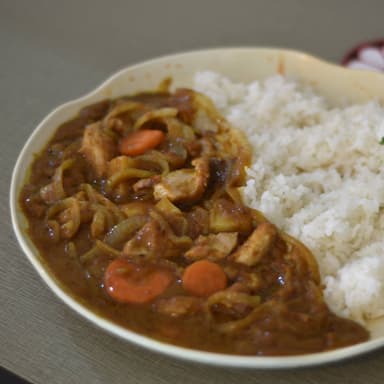 Curry Rice con Pollo