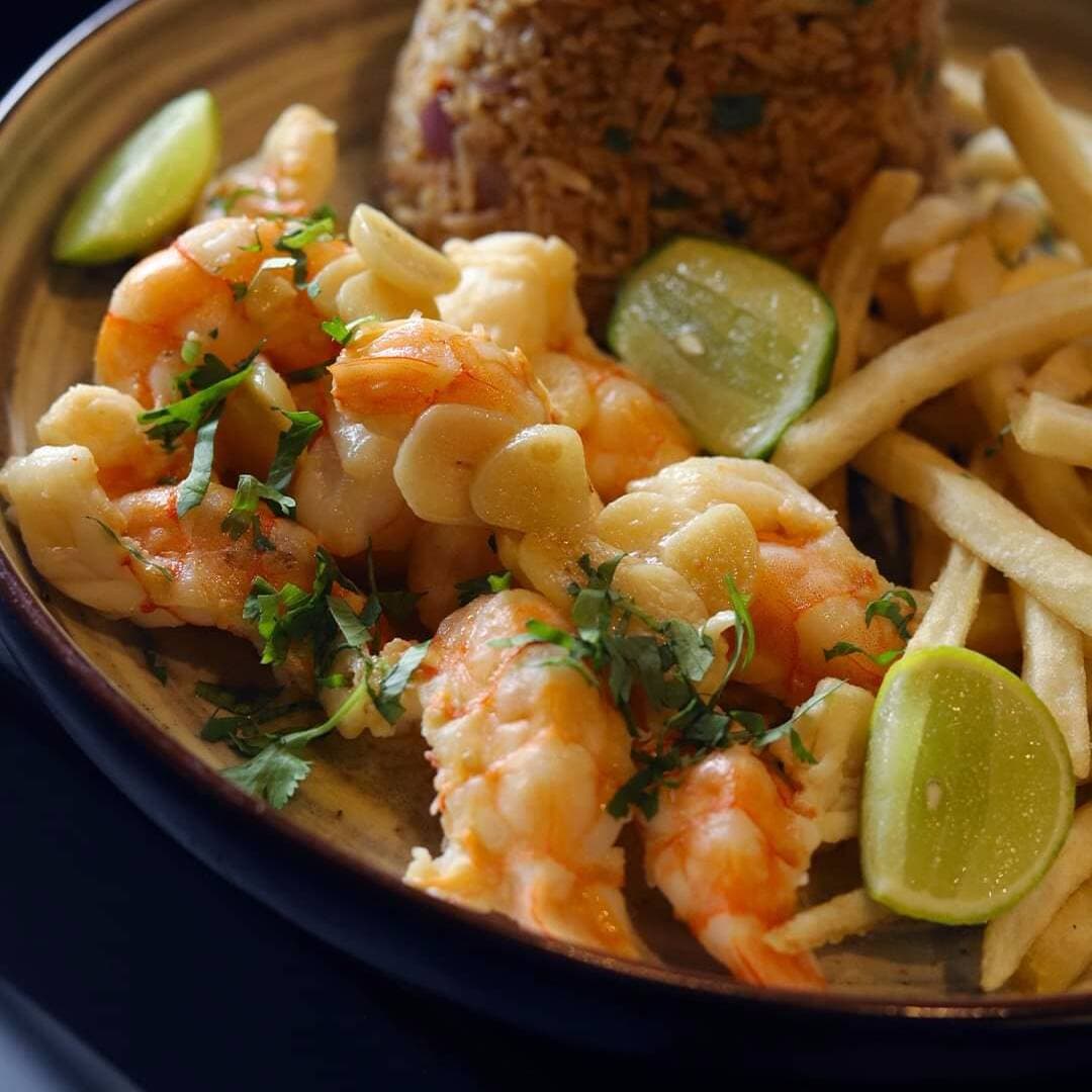 Camarones al Mojo de Ajo