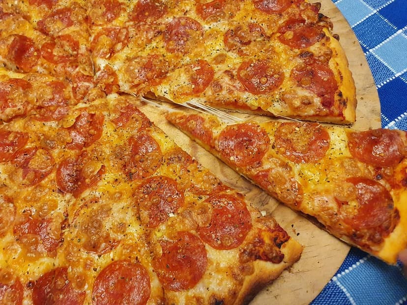 We love pizza (España)