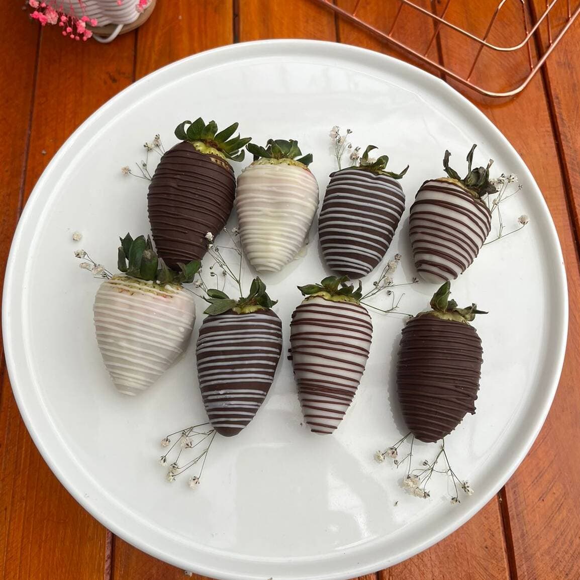 8 Fresas con Chocolate