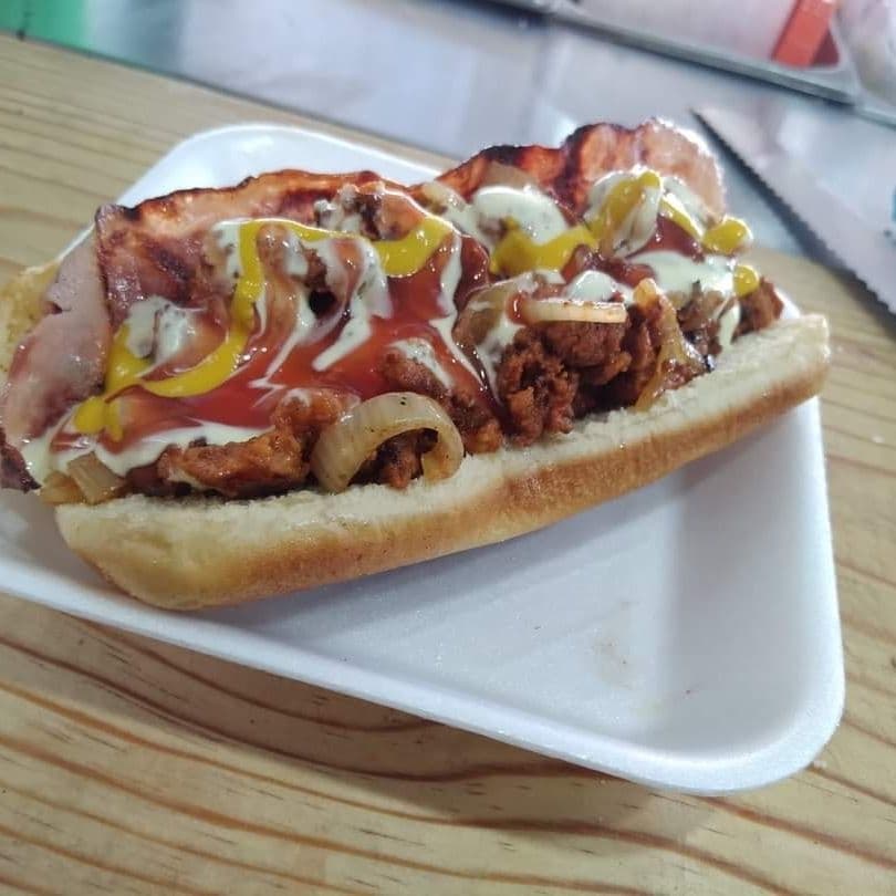 Hot Dog Súper de Carne al Pastor