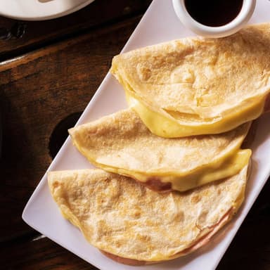 Queso-Coyas