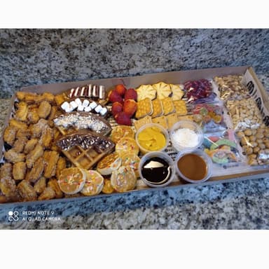 Caja Surtida de Antojos Dulces