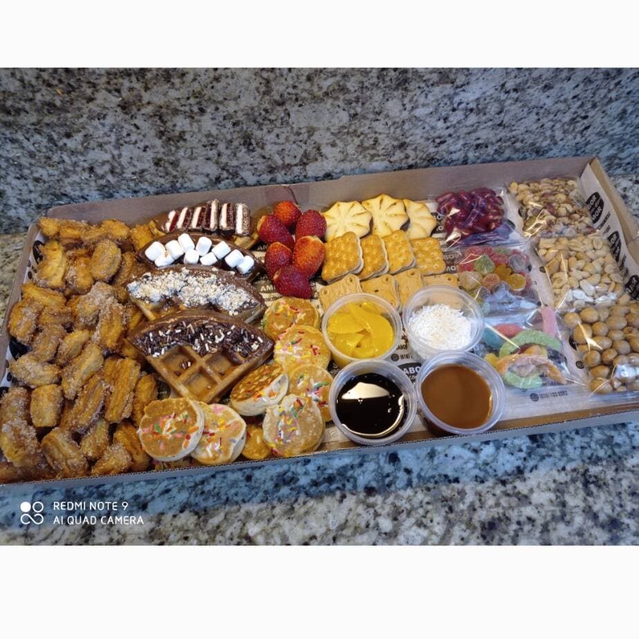 Caja Surtida de Antojos Dulces
