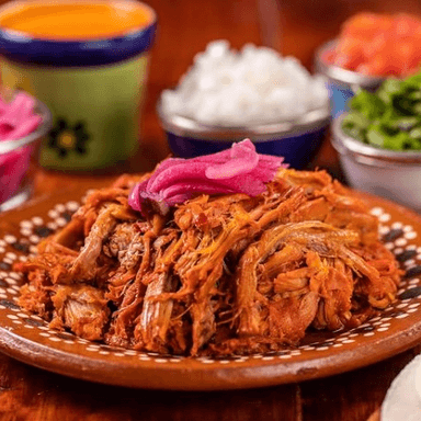 Medio Kilo de Cochinita Pibil al Horno