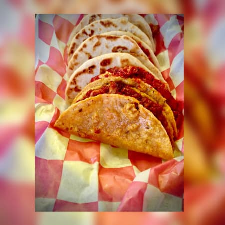 Maiz Taco de Papa con Chorizo