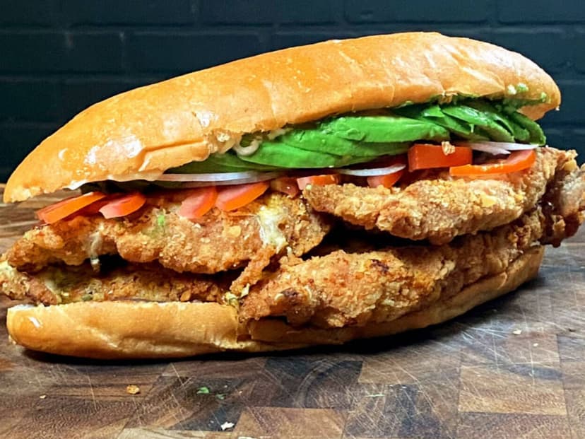 El Antojo (Antojitos, Tortas y Mas)