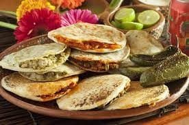 GORDITAS CRISTY Y RAFA (Suc. Silvestre Revueltas)