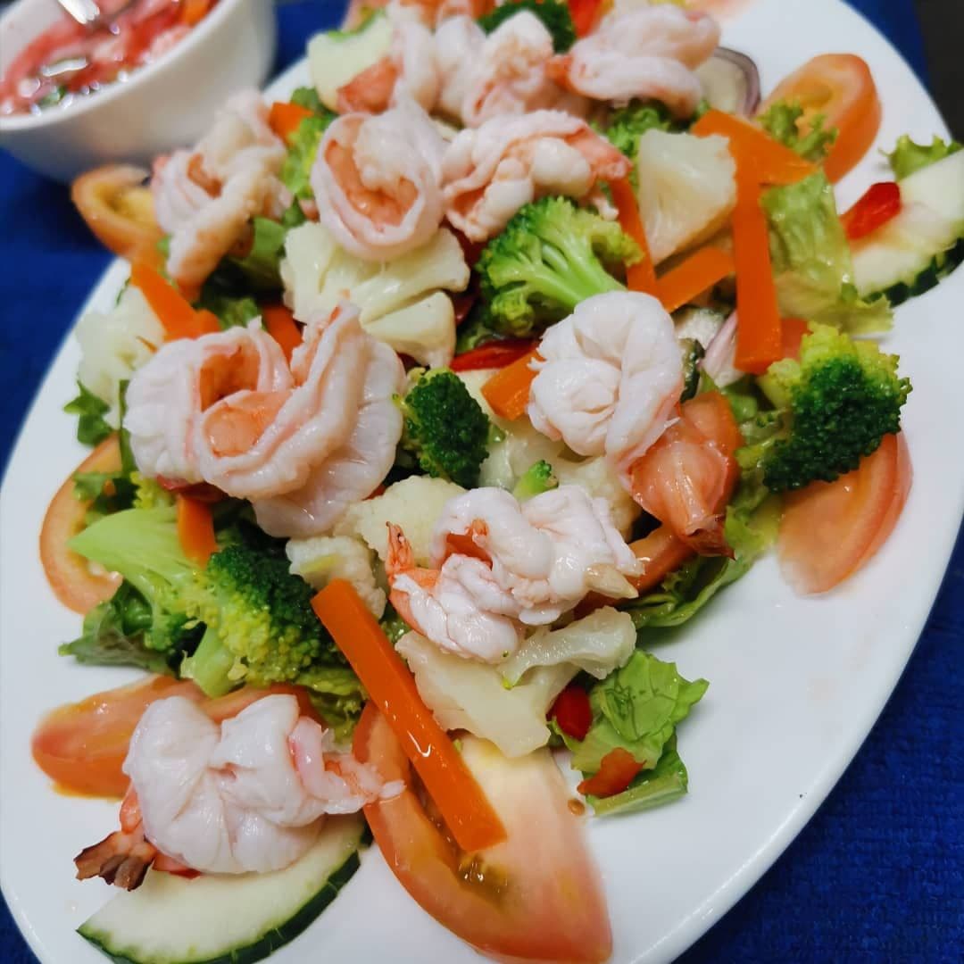 Ensalada con Camarones