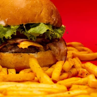 Hamburguesa Bacon Burger y Papas