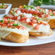 Molletes con Queso.