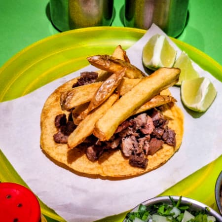 Taco de carne asada con papas
