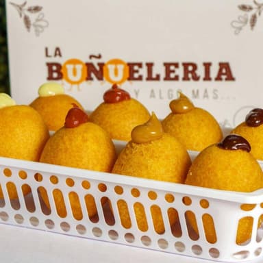 Caja Feliz Buñuelos X8