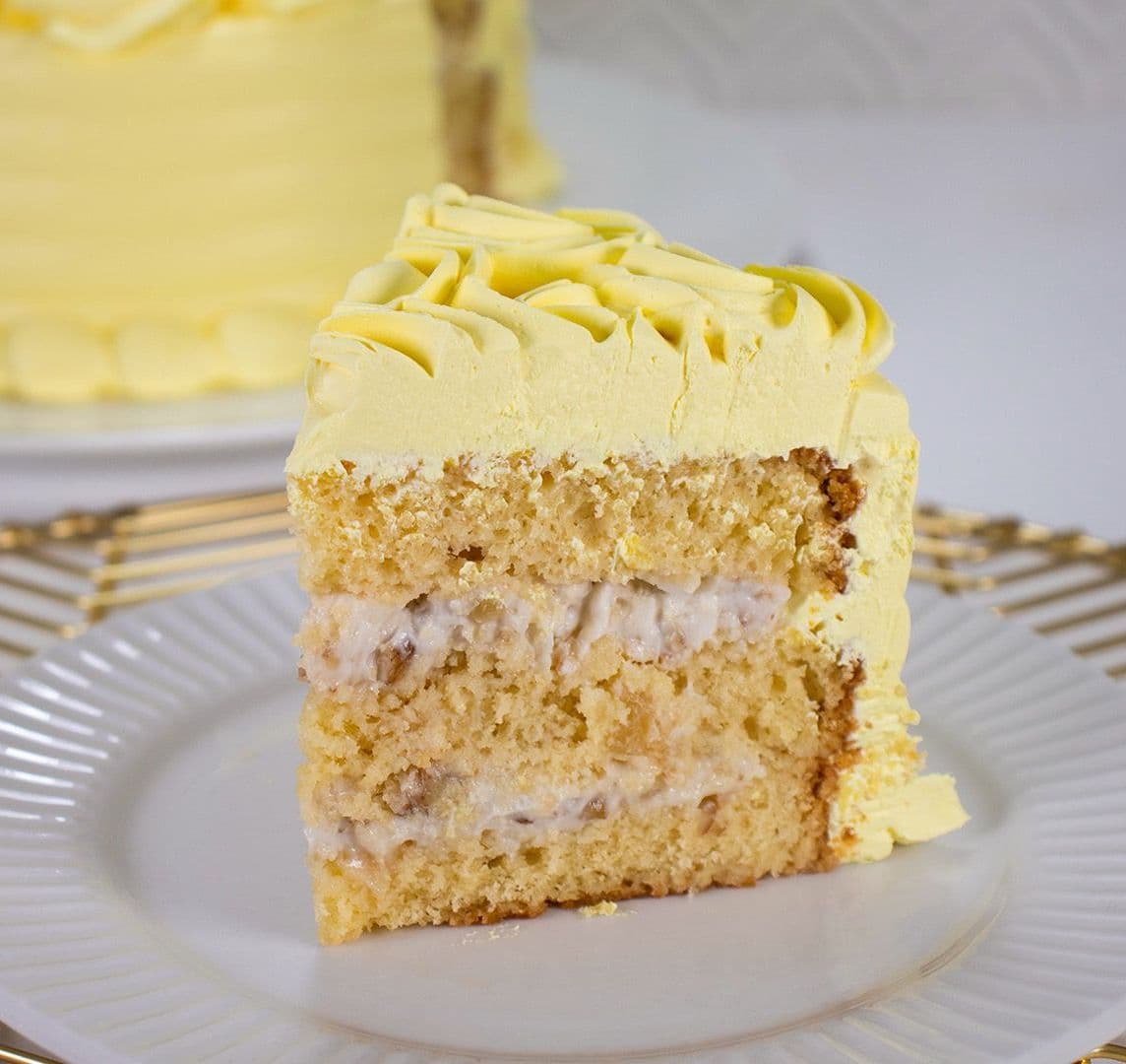 Rebanada Pastel Queso Pina Y Nuez