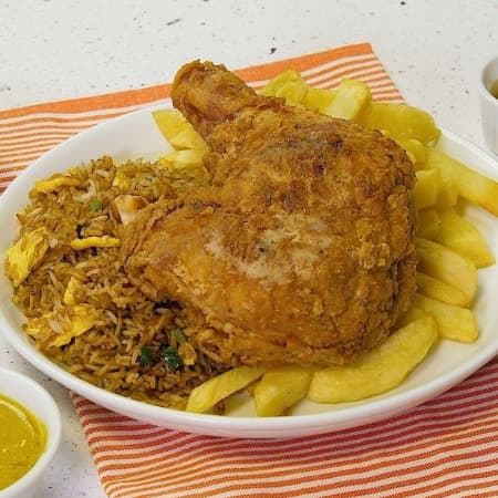 Mostrito Broaster Pecho con Chaufa