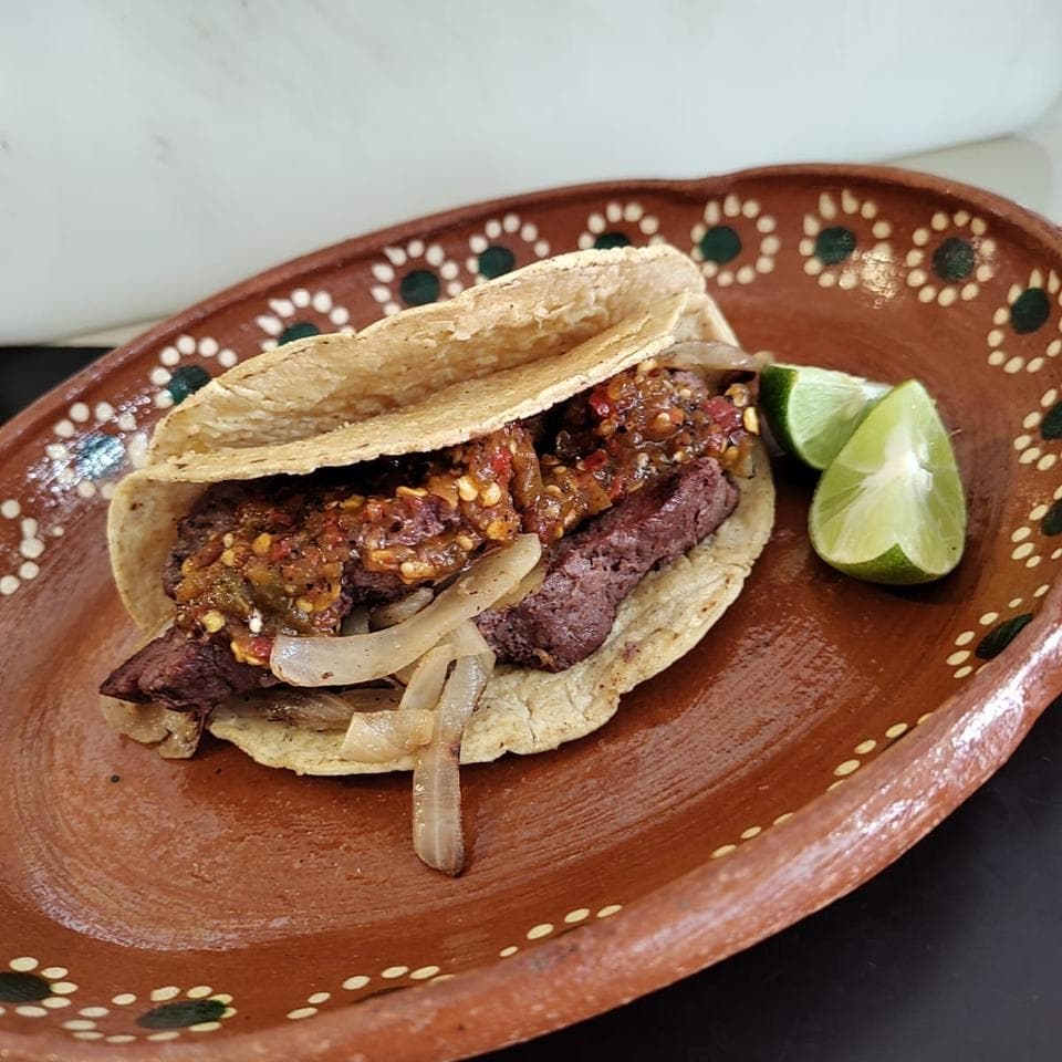 Taco de Arrachera con Queso
