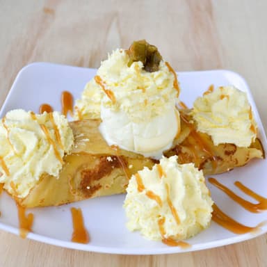 Crepe de Brevas con Queso