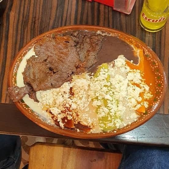 La Más Completa