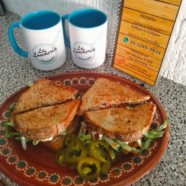 Sandwiche de Pollo a la Plancha