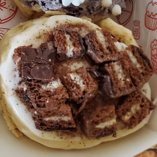 ROL INDIVIDUAL GOURMET MEDIANO (KINDER DELICE)