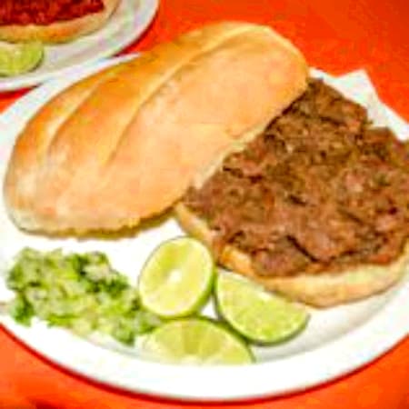 Lonche de Barbacoa.