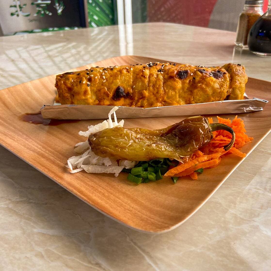 Angostura Roll