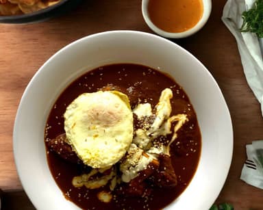 Chilaquiles Rellenos Emolados
